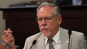 Screen time in the classroom topic of legislative committee