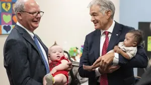 Guthrie, Oz promote rural health funding in Glasgow visit