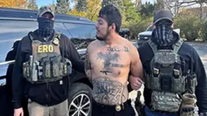 Former DACA recipient with violent criminal past flees ICE, tries balcony jump during Chicago arrest