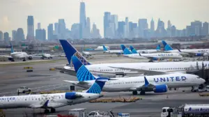 Man accused of threatening to hijack United flight says it was a drunken joke