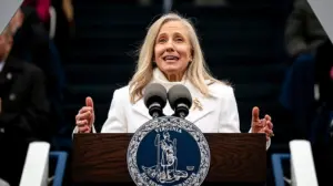 Democrats outnumber Republicans 6-to-1 among college graduation speakers, report finds