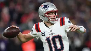 Drake Maye leads Patriots to massive comeback win over Ravens to clinch playoff spot