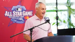 Inside MLB CBA negotiations as Manfred, players union exec discuss issues as sides attempt to save 2027 season