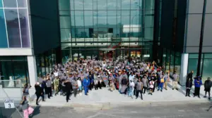 Chicago pastor gathers hundreds of men to declare violence-free zone on South Side