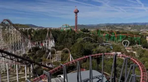 Opening day at Six Flags St. Louis ended in chaos after brawl with as many as 100 people broke out