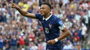 World Cup superstars on full display as Lionel Messi, Kylian Mbappe and Erling Haaland shine in Monday's slate