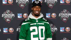 Breece Hall becomes NFL’s third-highest paid running back, so maybe Jets offense won’t stink again