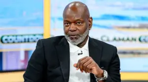 Emmitt Smith accused of conning Native American investor out of $2.5M in solar farm deal