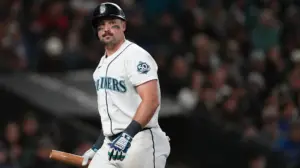 Mariners' Cal Raleigh lands on injured list for first time in career as nightmare season continues