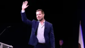 Misconduct allegations dog Swalwell as Dem rivals seize opening in California governor’s race