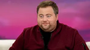 'The Naked Gun' actor Paul Walter Hauser bloodies opponent at Maple Leaf Pro's first US show