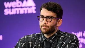 Hasan Piker brushes off Dems who see him as a liability, names his '28 choice