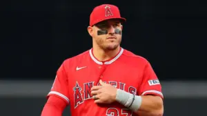 Mike Trout's torrid Angels series vs Yankees ends in historic fashion after he blasts fifth home run