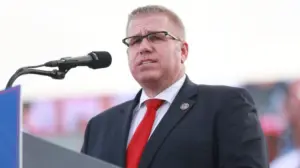 Illinois GOP governor candidate loses son, daughter-in-law, 2 grandchildren in helicopter crash