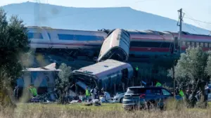 Spain high-speed train crash kills at least 10