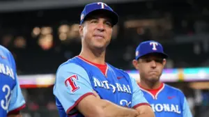 Former MLB star Mark Teixeira wins GOP primary in Texas congressional race