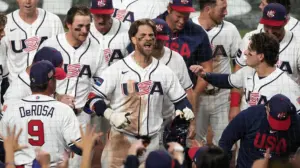 Yankees broadcaster takes issue with 'wrapping sports in the flag and preaching patriotism'