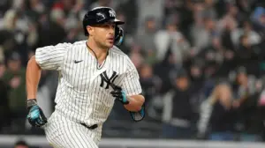 Yankees' Giancarlo Stanton steals first base since 2020 in team's win over Marlins