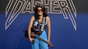 Country star Hannah Dasher says famous, married celebrity once slid into her DMs