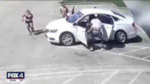 Video shows father fatally shooting illegal immigrant attempting to carjack family of 8: police