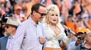 Peyton Manning pays tribute to Dolly Parton: 'Tennessee won't be the same without her!'