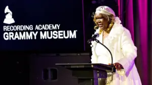 Motown songwriter behind 'Money (That's What I Want)' and other hits dead at 87