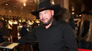Jon Gosselin claims he's 'perfect strangers now' with six of his kids after years of no contact