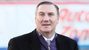 UNLV coach Dan Mullen throws dig at former employer, Florida, but numbers tell a complicated story