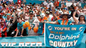 Influencer banned from Hard Rock Stadium after incident with security during Dolphins game