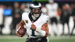 Former NFL team doctor addresses Jalen Hurts' blood clot as QB's season hinges on one key word