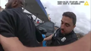 Video shows teen snatched at bus stop – but victim slips SOS at gas station to escape repeat offender suspect