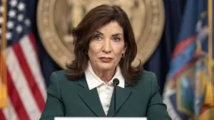 Hochul press office feuds with Dave Portnoy on X as critics roast governor in her own replies