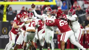 Alabama pulls off comeback win over Oklahoma in College Football Playoff first round