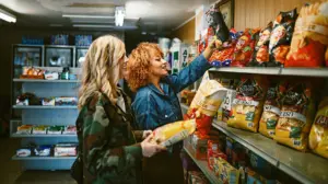 Fans are demanding these 10 vanished ’80s and ’90s snacks return to store shelves