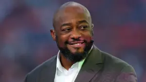 Anticipation builds as MIke Tomlin prepares to unveil his Minecraft city that's 12 years in the making