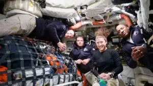 Artemis II crew closes in on Earth as mission ends with Pacific splashdown and more top headlines