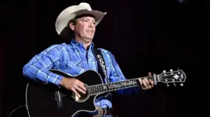 Country singer Clay Walker reveals worsening MS symptoms nearly 30 years after diagnosis
